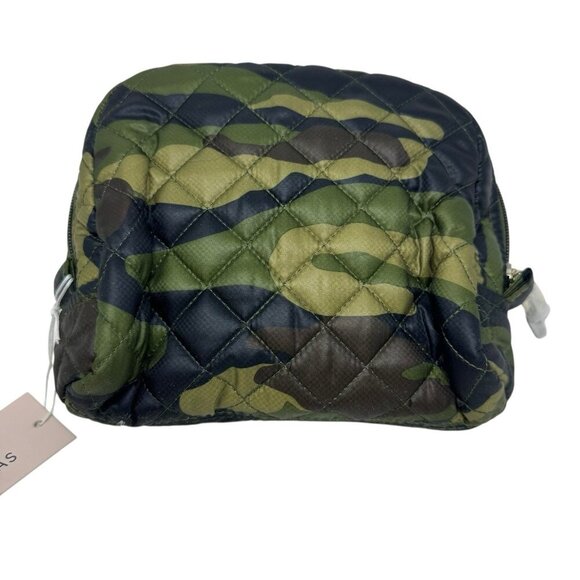 OLIVER THOMAS quilted Makeup Bag Cosmetic case Medium camo with snake patch NWT - Picture 4 of 7